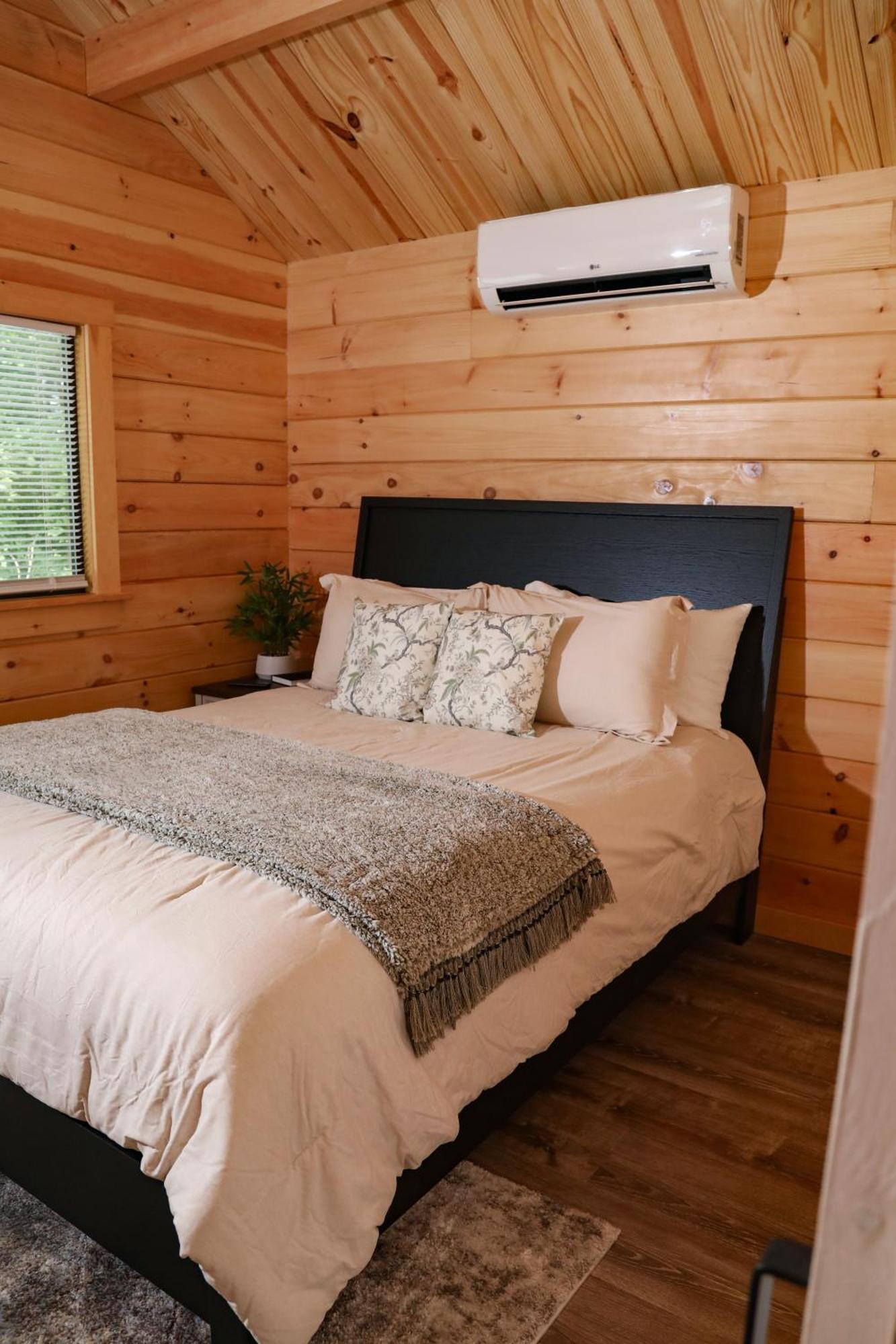 The Bellefonte Campground Room photo