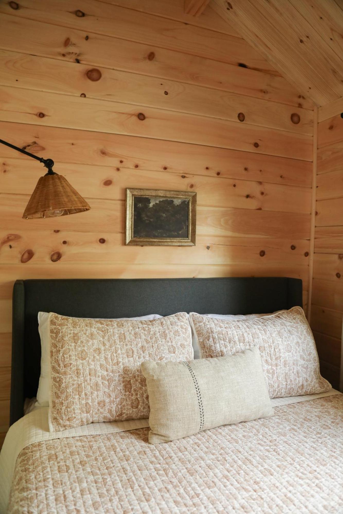 The Bellefonte Campground Room photo